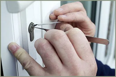 Locksmith Solution Services Las Vegas, NV 702-359-0361 - 68-44-15