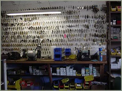 Locksmith Solution Services Las Vegas, NV 702-359-0361 - 68-44-3